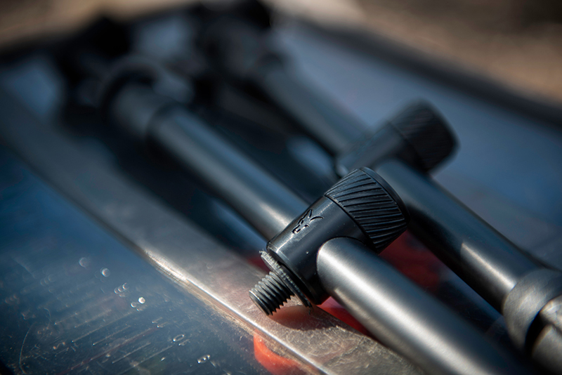Буз бар розсувний XL Fox Black Label QR Buzz Bar 3 rod Adjustable - Зображення 11