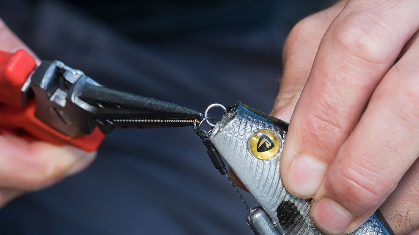 Багатофункціональний інструмент Rage Belt Pliers 18.5cm /7in Belt Pliers - Зображення 4